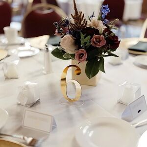 Gold mirrored table numbers 1-6 wedding